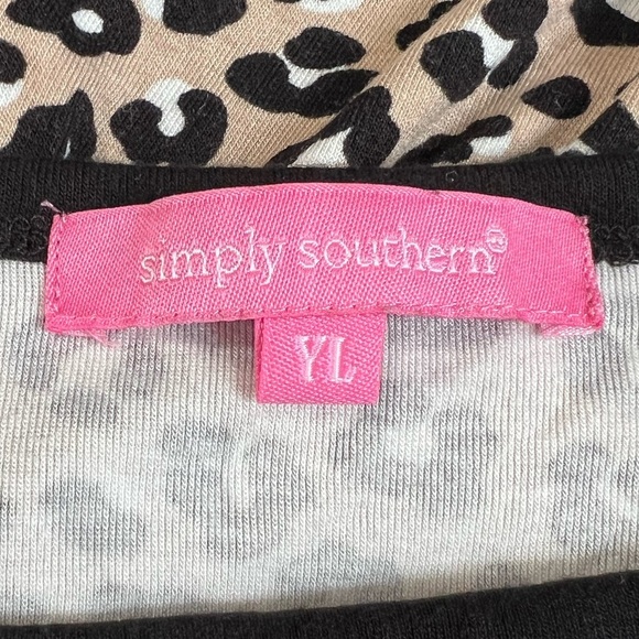 Simply Southern Sleeveless Tank Leopard Youth L - Picture 3 of 5